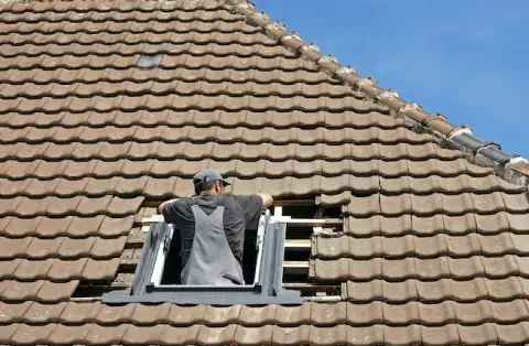 Pose de velux à Vertheuil